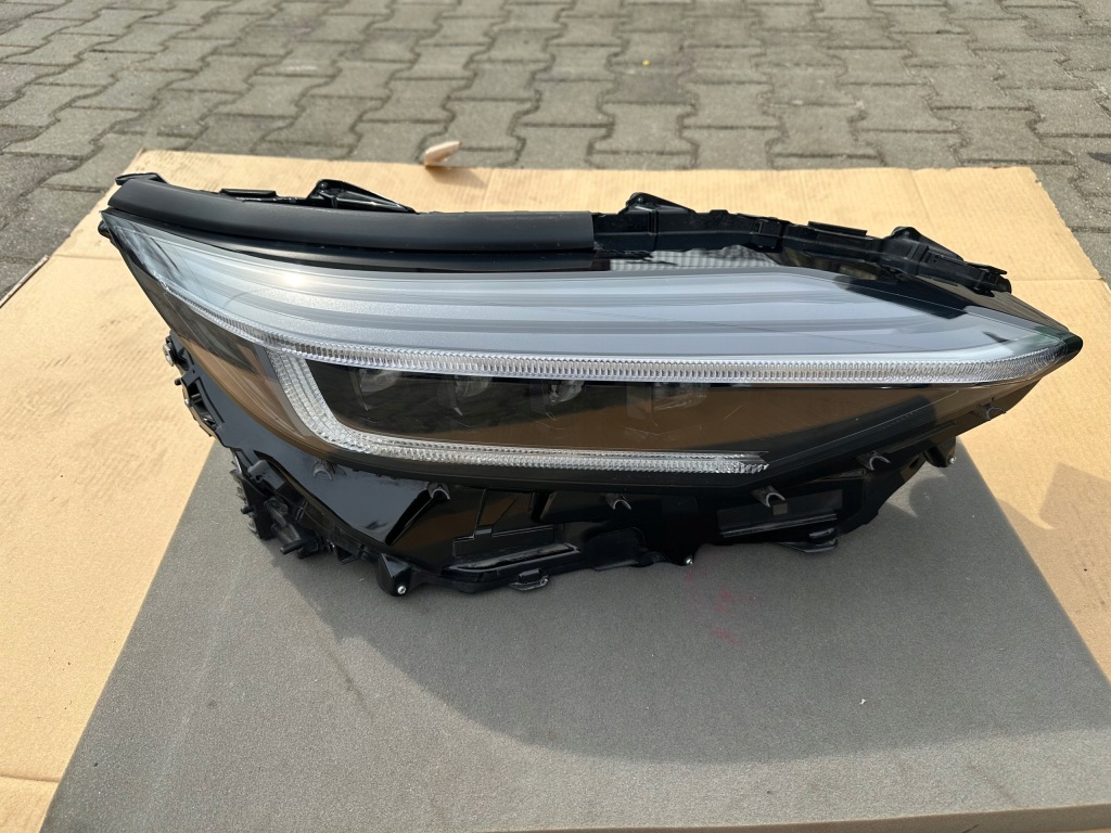 Купить Subaru solterra лампа передняя правая full led версия европа