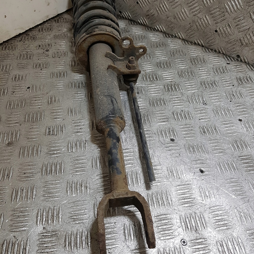 фото №1, Mcperson правий перед передній bmw 6