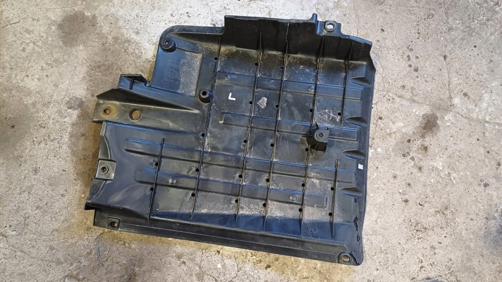 фото №1, Hyundai ix35 захист підвіска ліва 84137-2z000