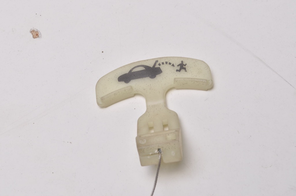 фото №8, Aston martin vantage замок багажника крышки 31253052