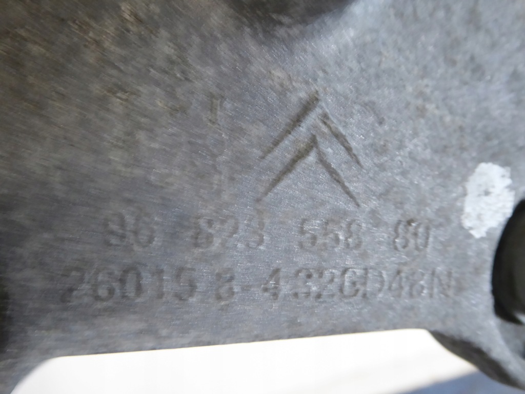 фото №3, Кронштейн кронштейн коробки opel crossland x 1.6 cdti