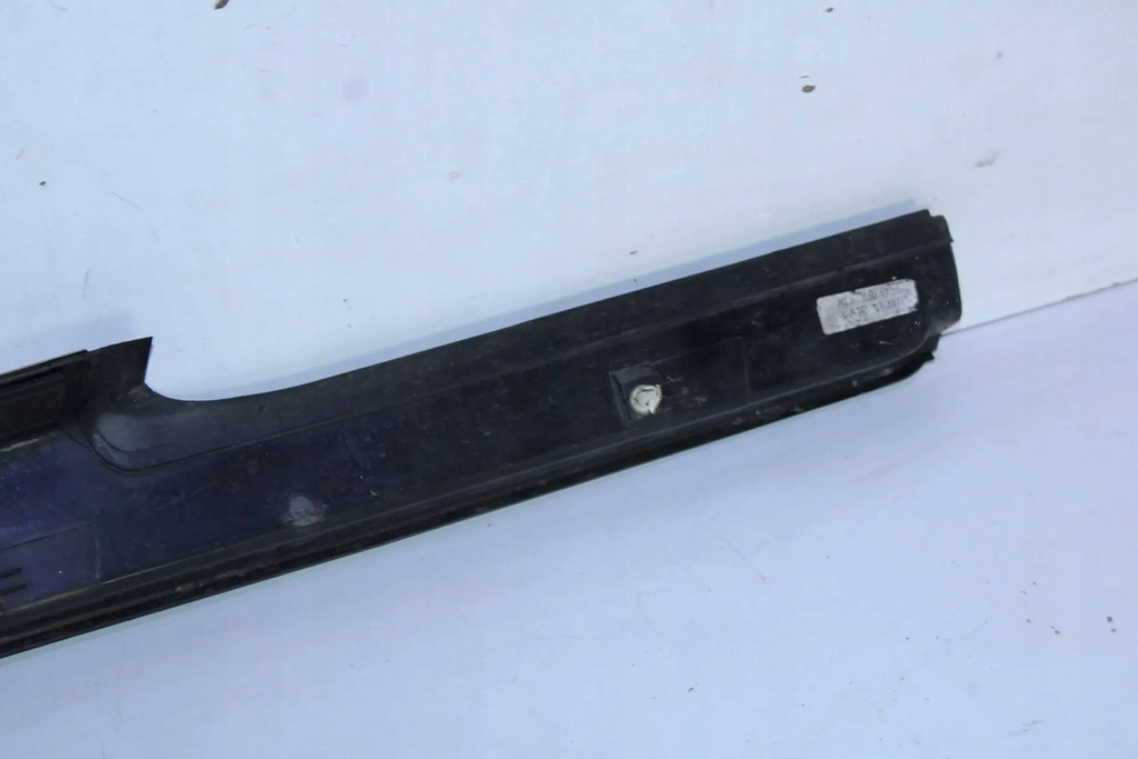 фото №6, Молдинг порог накладка порог перед передняя левая mercedes w251