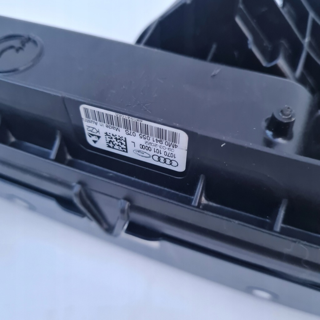 Audi q7 4m0 e tron фара led drl правый  левая перед Киев