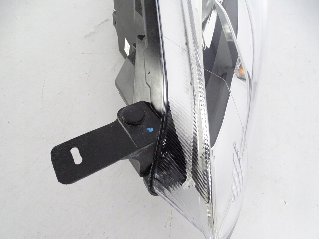 фото №7, Лампа перед передняя левая ford fiesta mk8