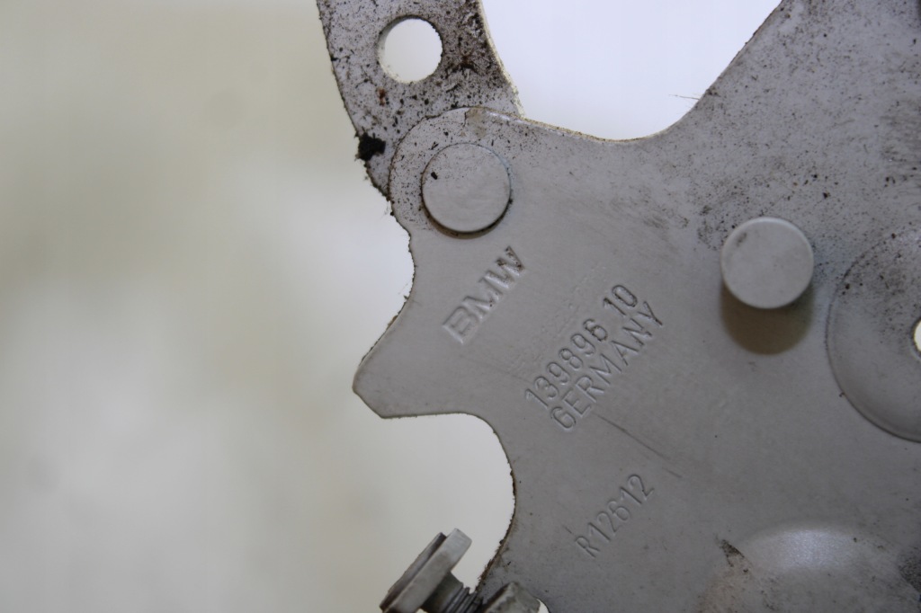 Bmw f20 f21 петля капот правий + лівий 139896 в Україні