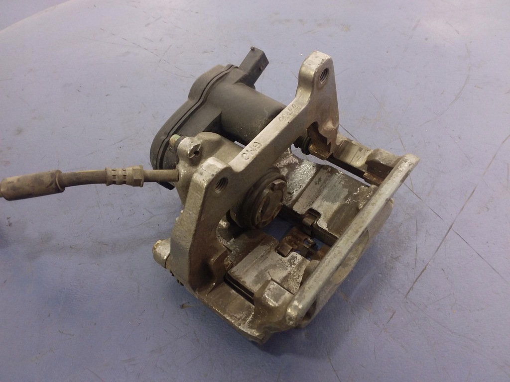 фото №9, A8 s8 d4 диск задня супорт правий ceramika 370 mm