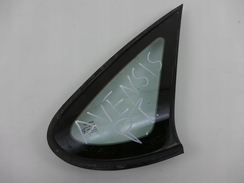 фото №1, Toyota avensis t22 hb стекло кузовная p.t.