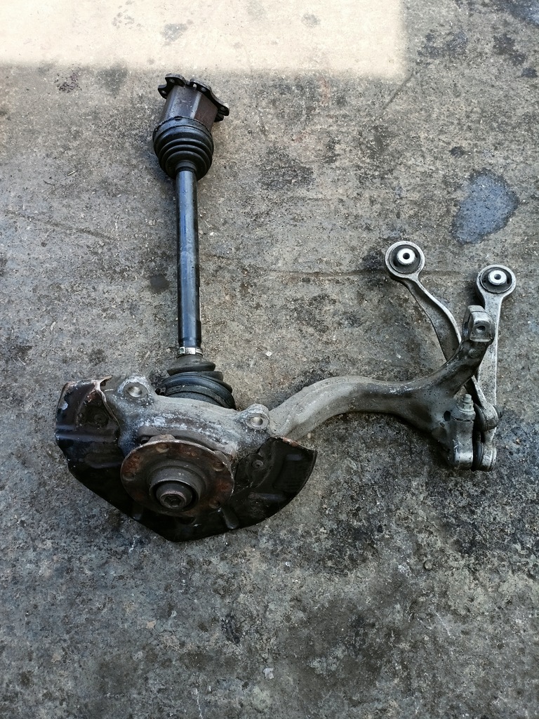 фото №1, Поворотный кулак с ступица приводной вал audi a4 b7 2.0 tdi