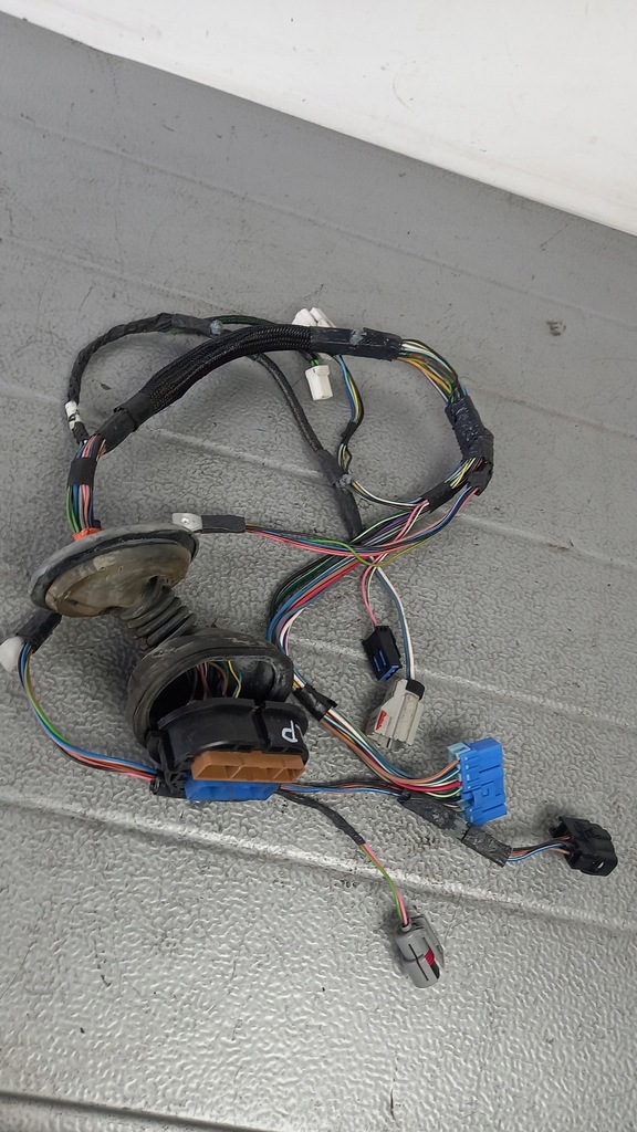 фото №1, Жгут дверь левый перед chrysler sebring 06r