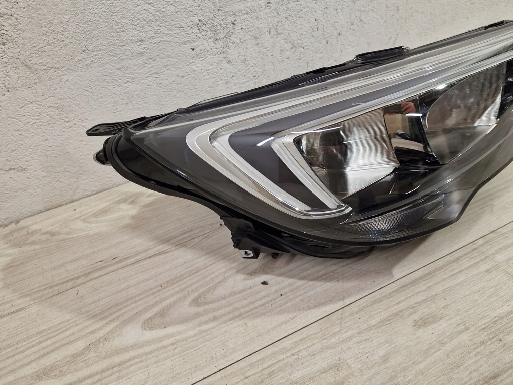 фото №2, Лампа правая правый перед передняя opel crossland x