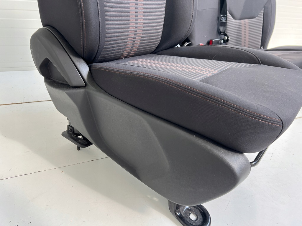 фото №5, Сиденья заднее сиденье обшивки ford ka + plus active