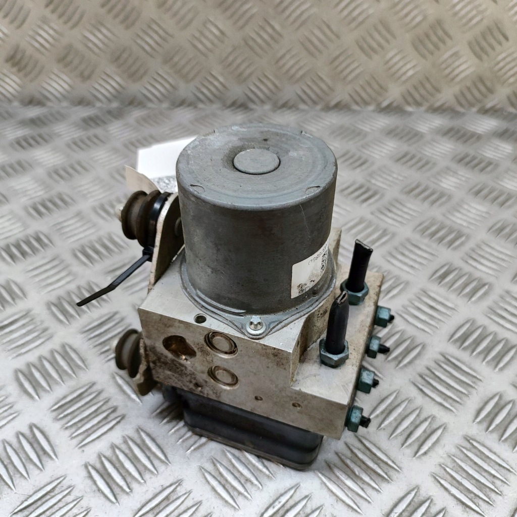 фото №3, Audi rs6 c7 2017 насос abs