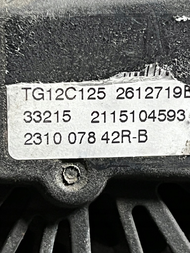 79 renault dacia 1.2 tce генератор 231007842r в Украине