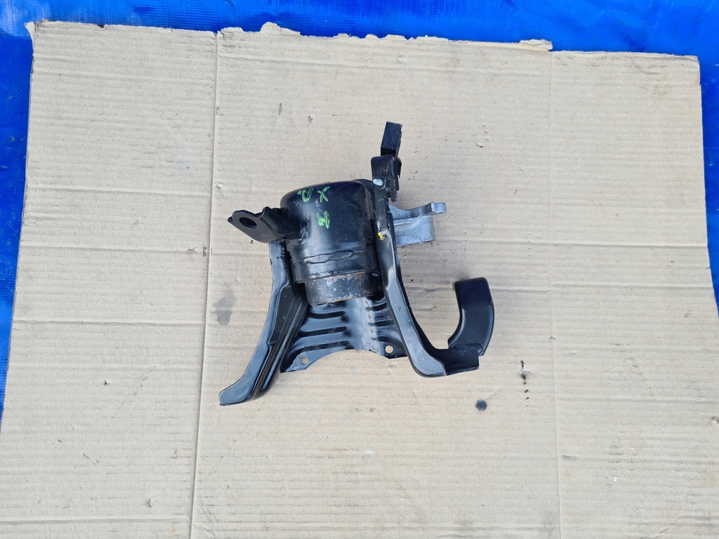 фото №1, Lexus ux 250h подушка кронштейн двигуна