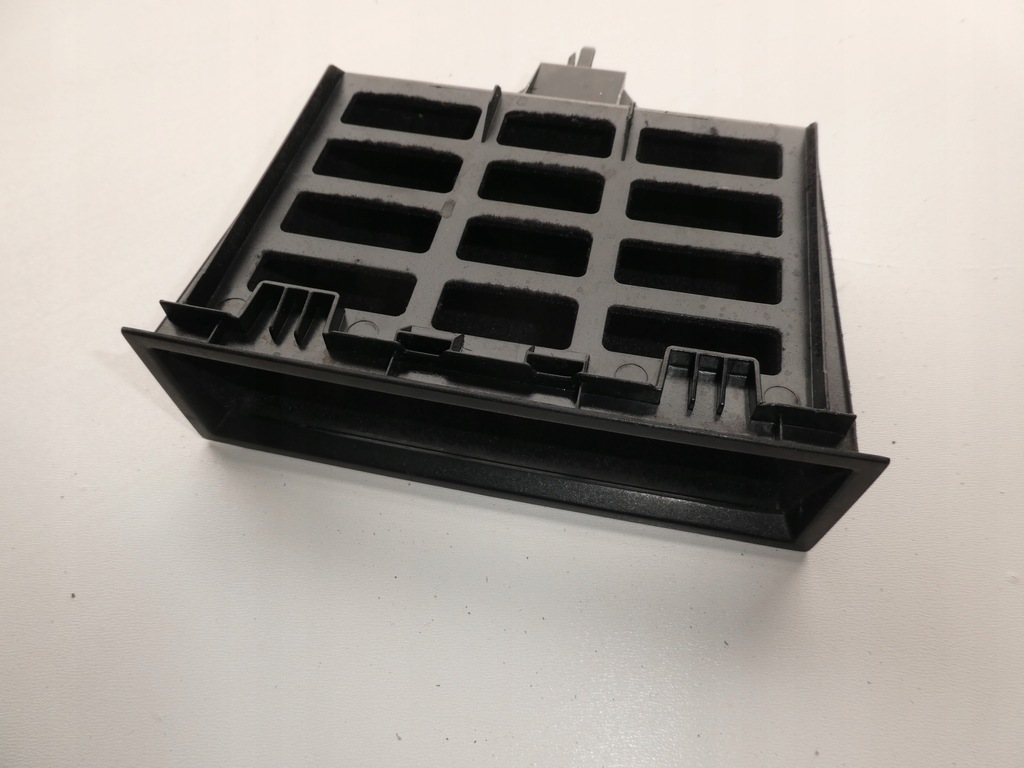 фото №1, Полка pod радио skoda octavia 1 fl 1u0858950b