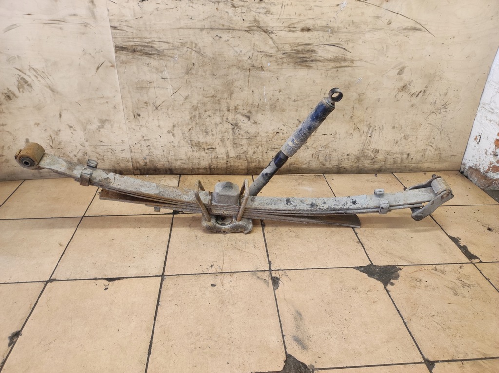 фото №6, Вісь ресора щітка підвіска лівий задня d max ii 2