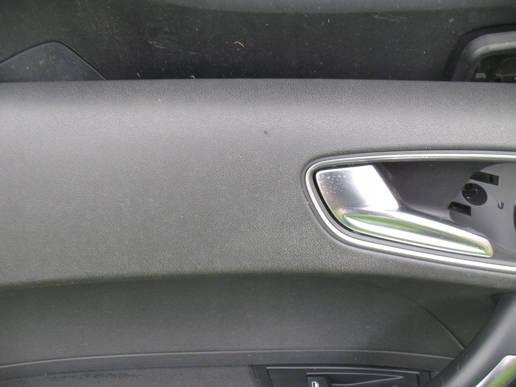 фото №6, Audi a1 8x 2010 r-tapicerka дверна ліва 3d