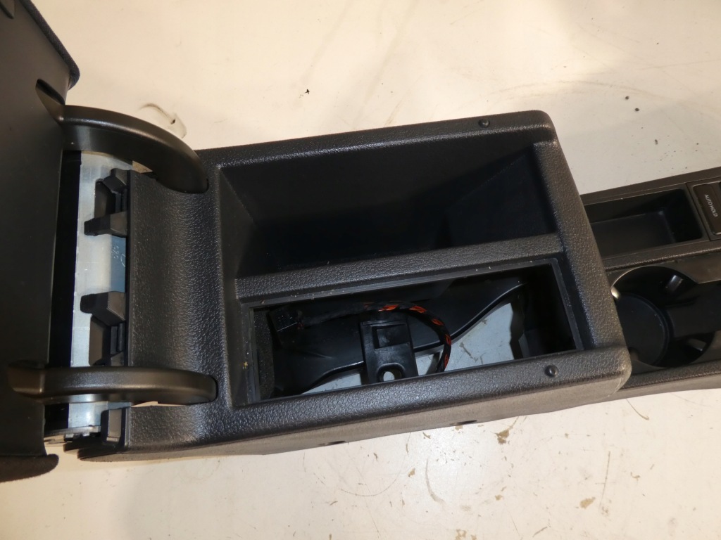 фото №9, Туннель подлокотник vw tiguan plus 5n0864251b