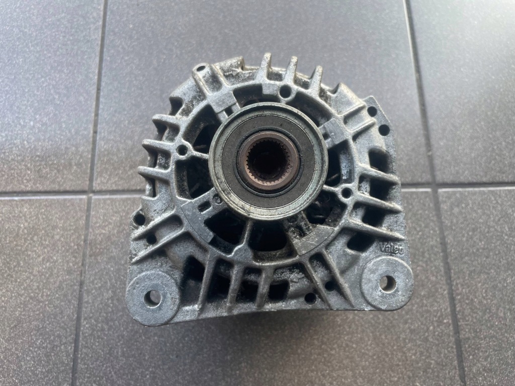 Генератор 1.9 renault 8200538815 Цена