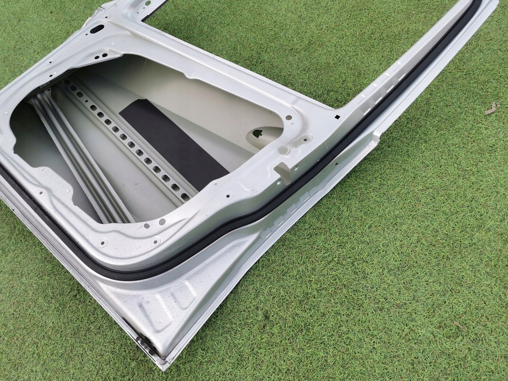 фото №11, Mercedes 204 glk дверь правое перед