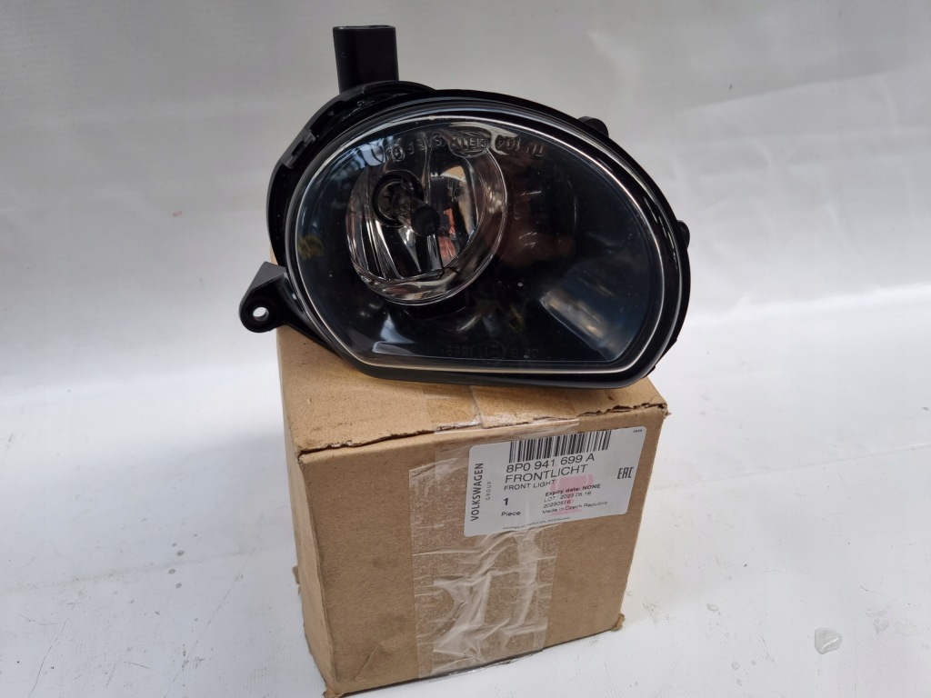 фото №1, Audi a3 8p0 лівий протитуманна фара 8p0041699a