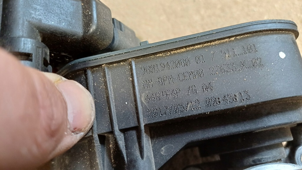 фото №3, Opel crossland 1.2 b дросельна заслінка