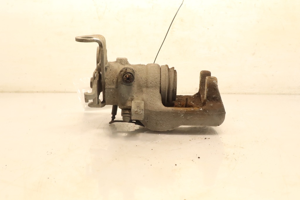 фото №3, Супорт гальма правий задня alfa romeo mito 1.3jtd