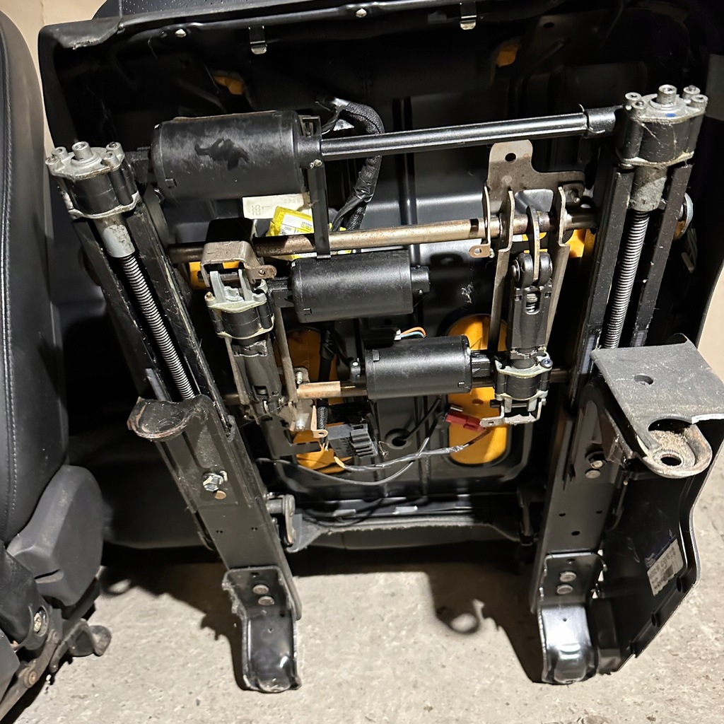 фото №6, Сидіння заднє сидіння обшивки шкіра mercedes-benz ml w163