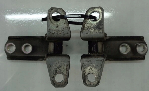 фото №1, Peugeot 4007 07-12 r петли дверь правое перед x42