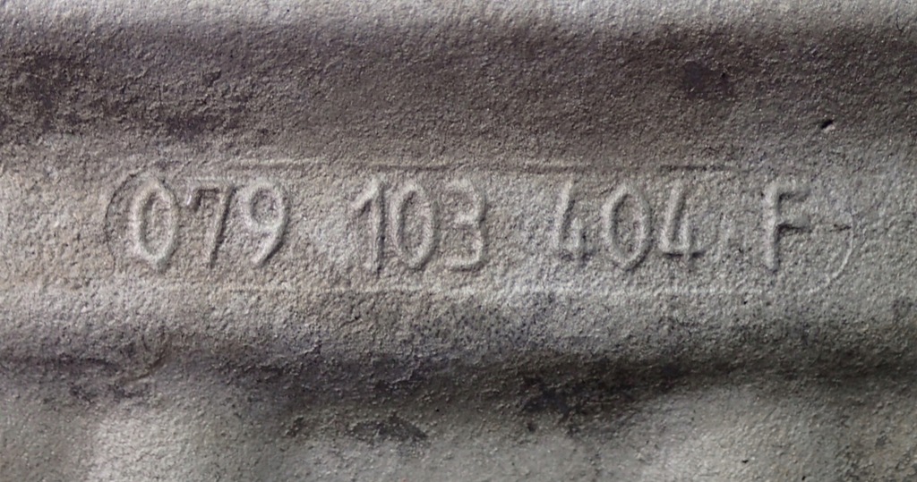 фото №14, Головка правая 4.2 fsi cfs rs4 rs5 8t 079103404f