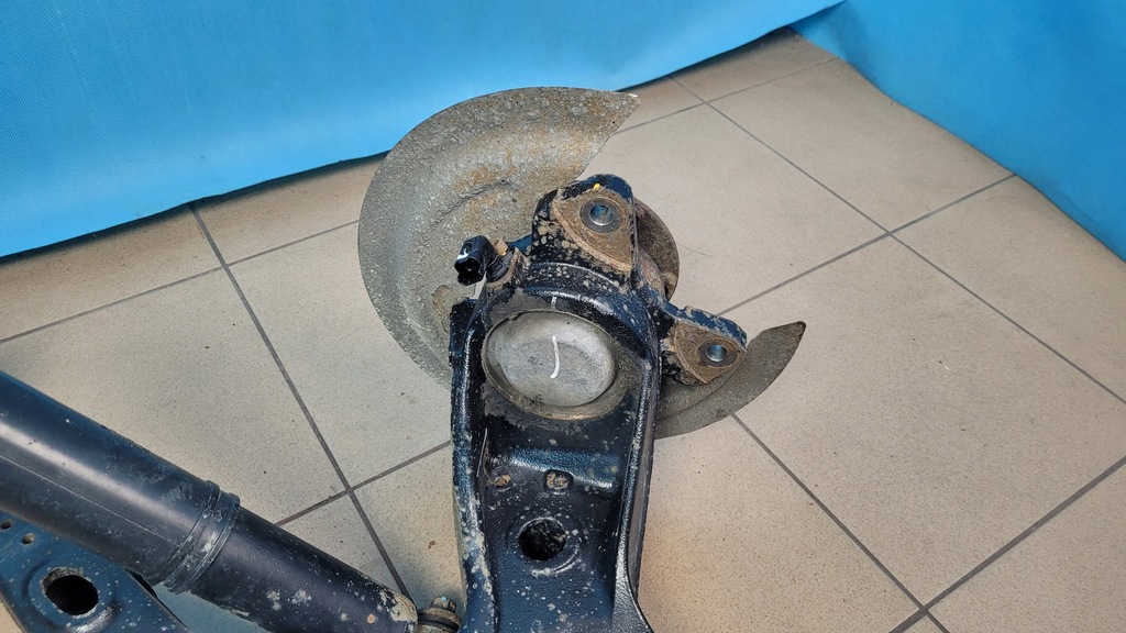 фото №11, Toyota proace ii 20r поворотный кулак рычаг амортизатор правый задняя 9807504980