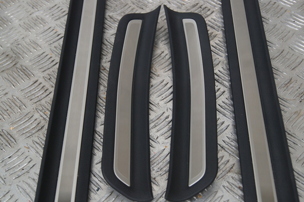 фото №4, Kia stinger gt накладки порогові декоративні внутрішнє