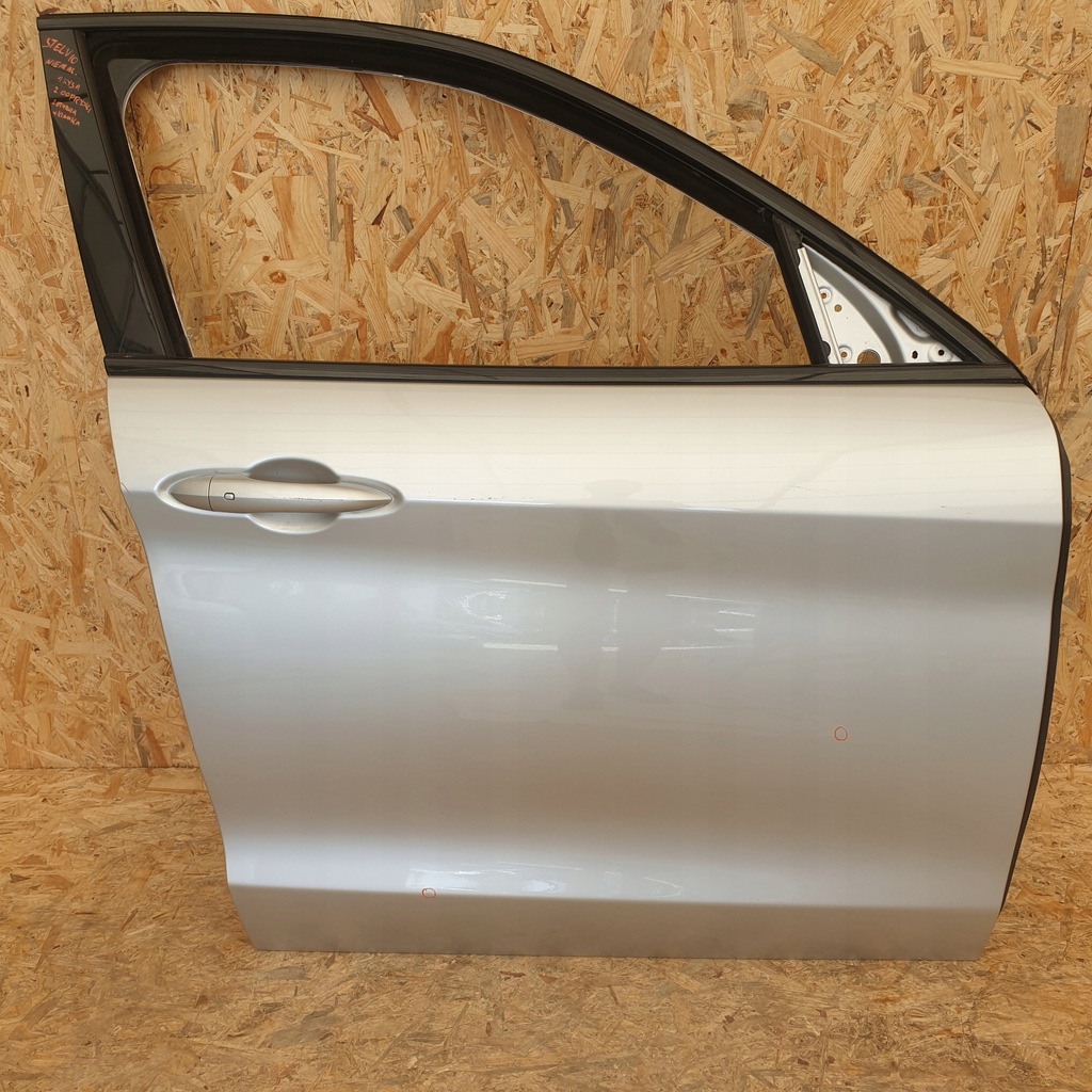 фото №1, Alfa romeo stelvio дверь правый перед 620