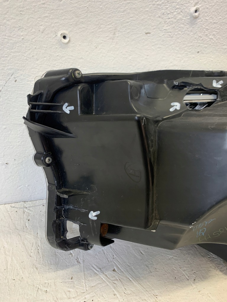 фото №7, Правая лампа перед toyota hilux 8 viii led