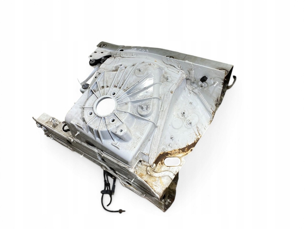 фото №8, Mercedes-benz c w205 2017 лонжерон передня a2056260831