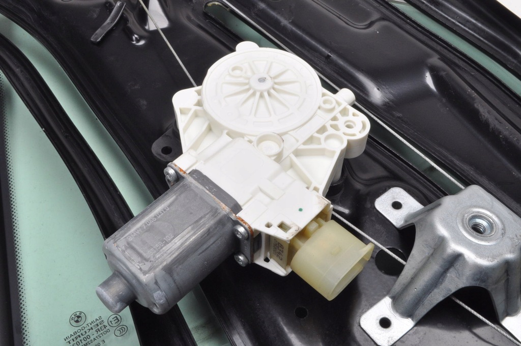 фото №6, Bmw f23 скло підйомник скло правий задня 3d 7363858