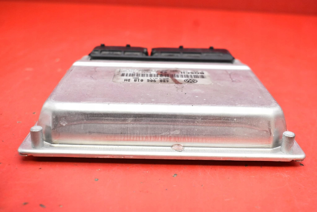 фото №8, Блок управления двигателя 4b0906018dh 0261207928 skoda superb 1 i 1.8t 150 km 01-06