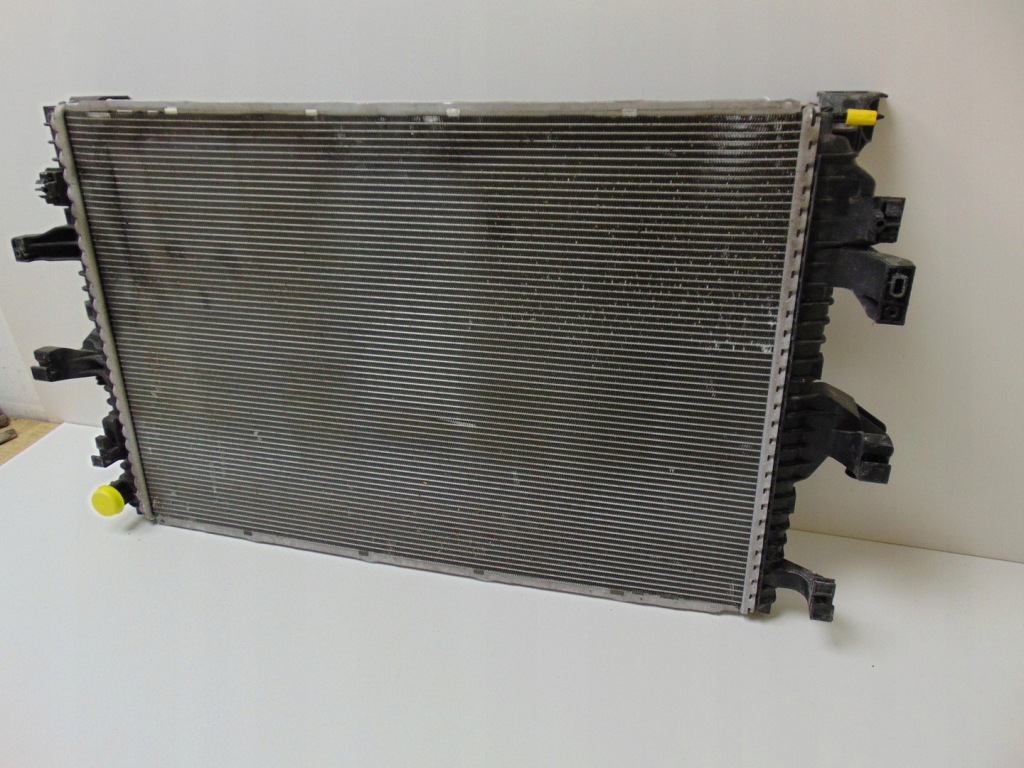 Радиатор воды vw transporter t5 t6 2.0 tdi 7e0121253f Доставка