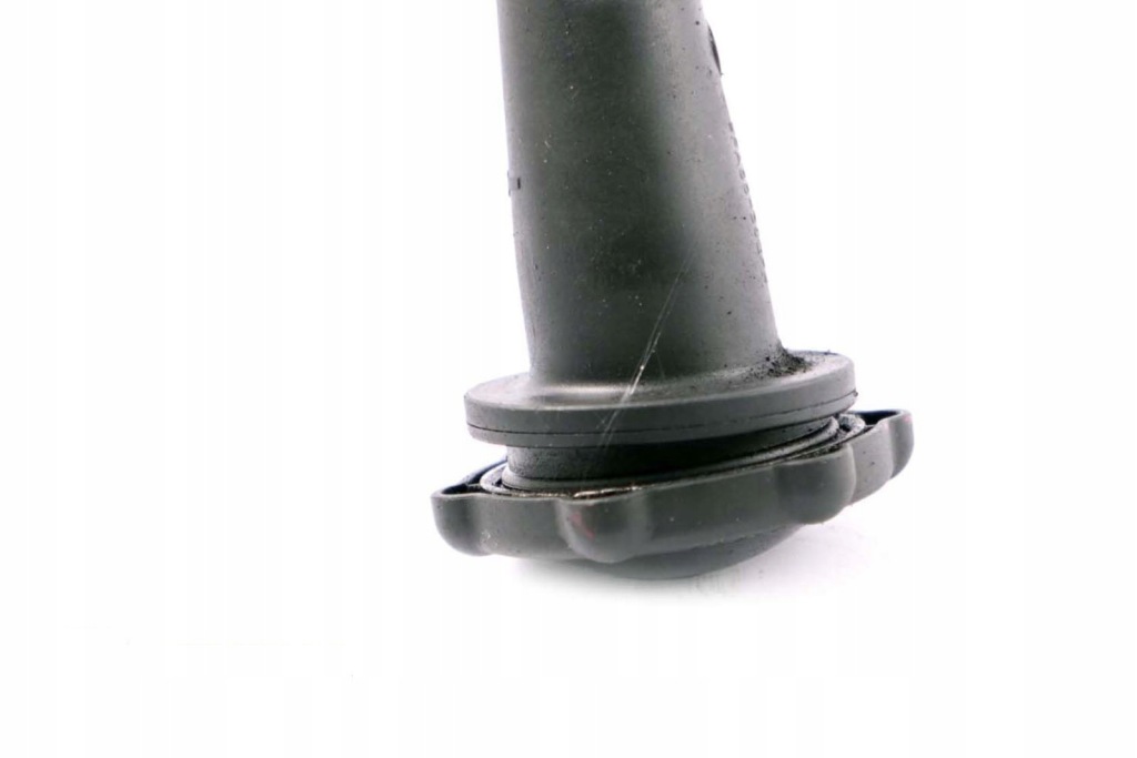 Bmw e60 e61 lci m5 e63 m6 патрубок заливной масла Оригинал