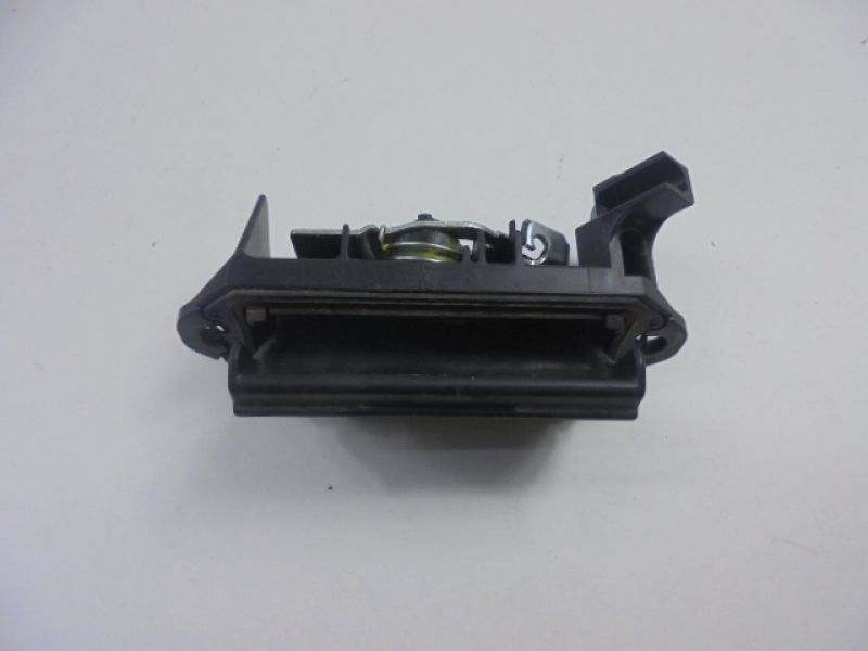 фото №1, Toyota corolla 9 e12 ручка кришки кришки багажника 5d hb lift