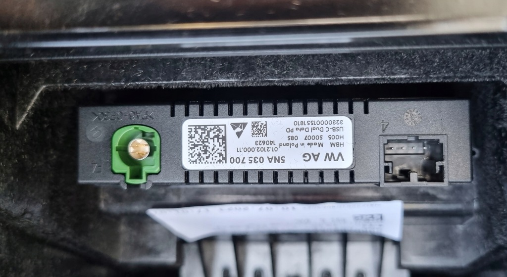 фото №9, Vw passat b8 alltrack туннель средний подлокотник 3g0857100