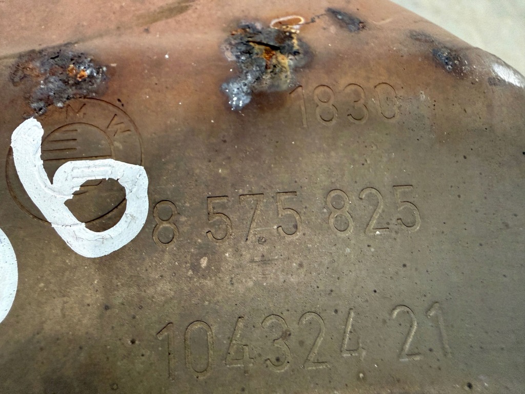 Bmw 5 f10 f11 2014 гасник вихлоп в Україні