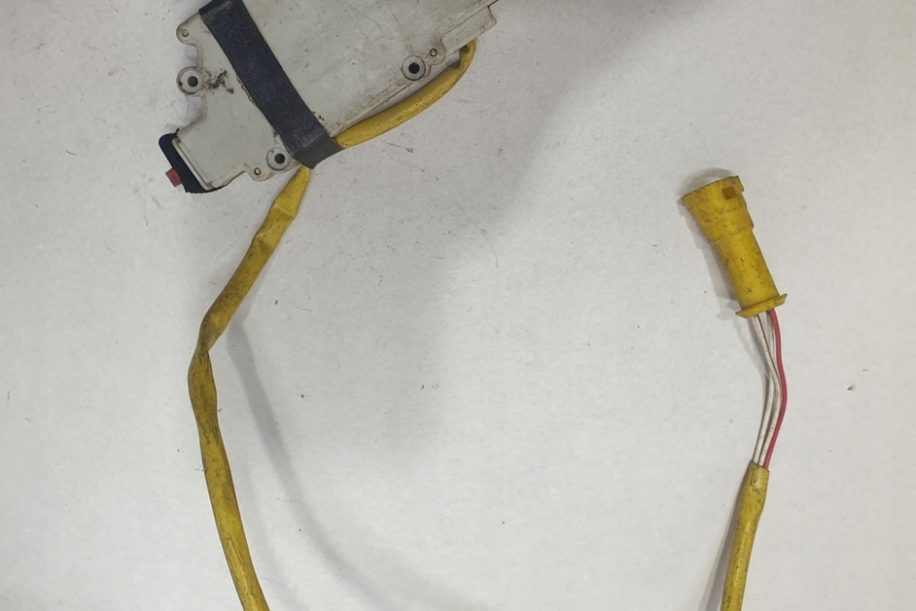 фото №1, Модуль центрального замка ford scorpio i gae, gge 85gg220a20ab 1985