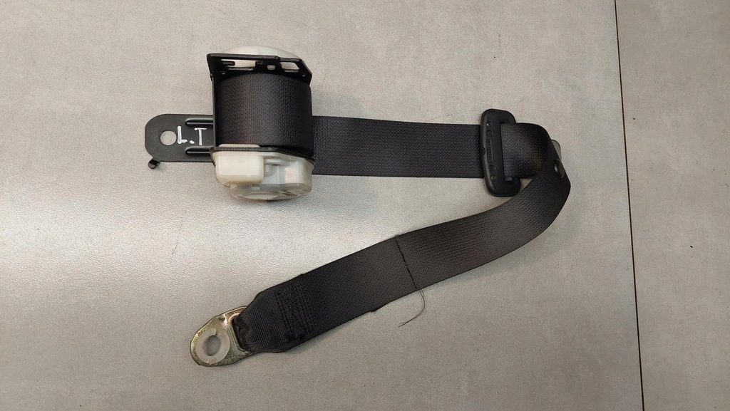 фото №1, Pas безпеки лівий задня corolla e12 1.4 b