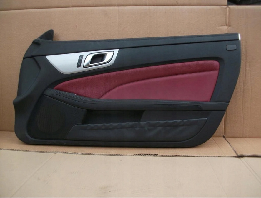 фото №1, Mercedes slk r172 обшивка дверь правый обивка