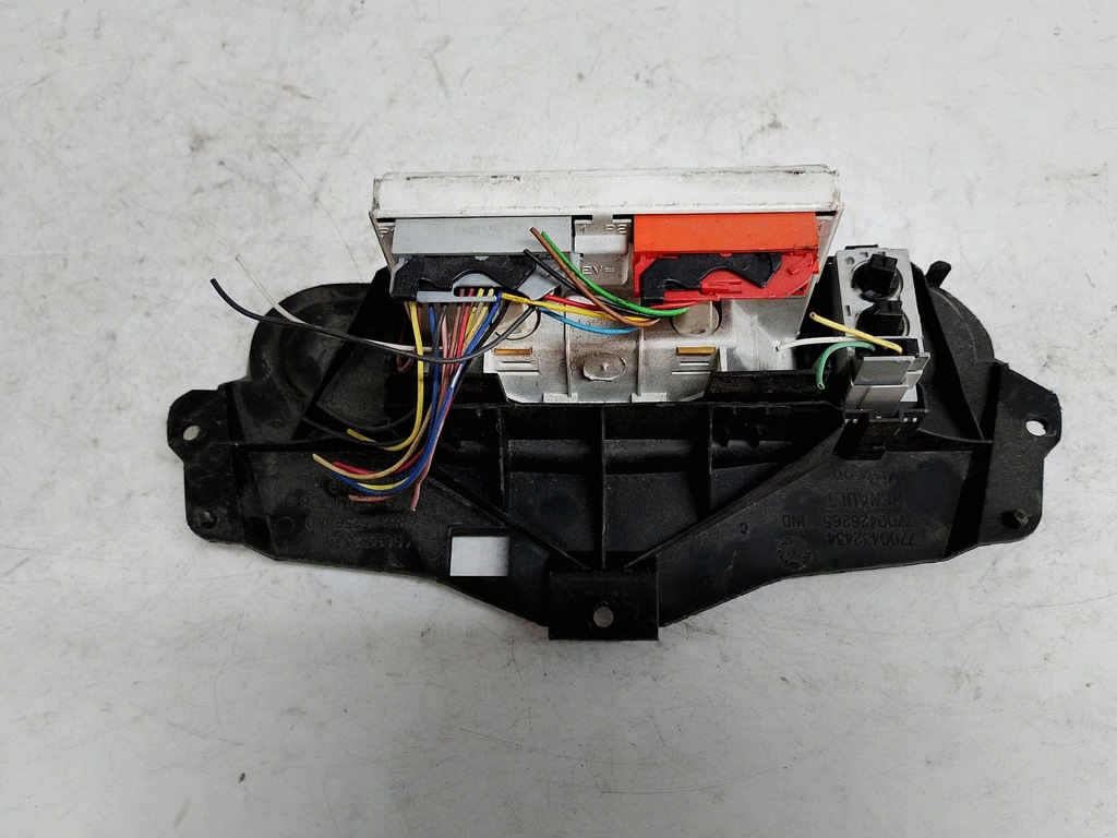 фото №6, Renault экран дисплей p8200028364a europa