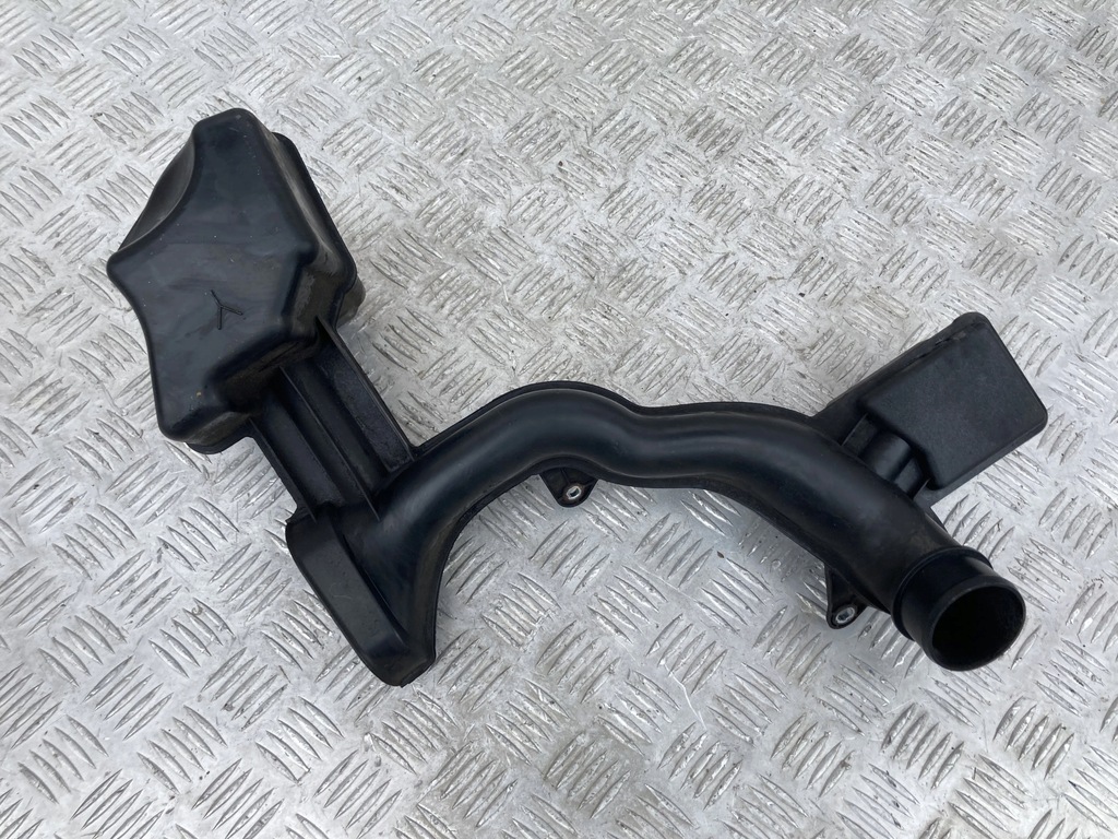 фото №1, Резонатор шланг повітря toyota prius iv 15- 1.8 h