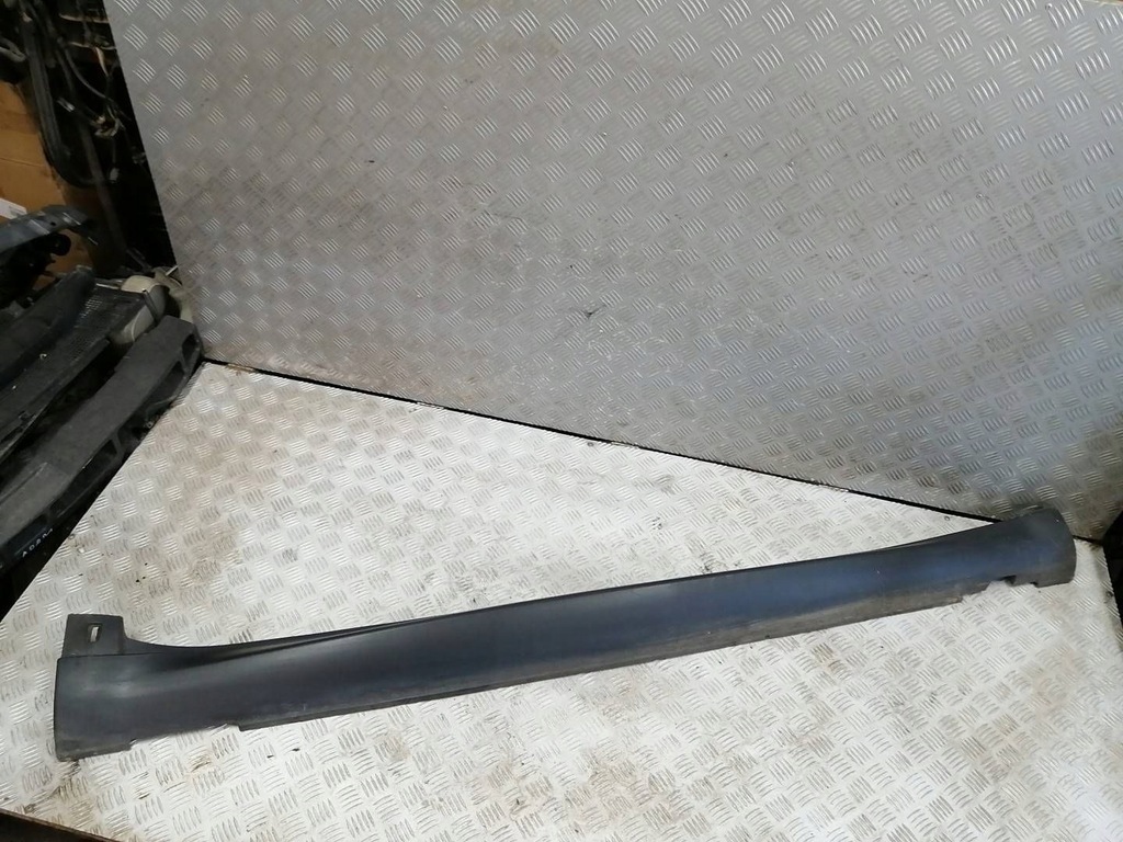 фото №1, Молдинг поріг права citroen c4 cactus 9801521780