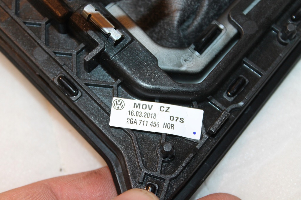 фото №6, Ручка перемикання передач vw golf vi passat t-roc caddy 2ga711456