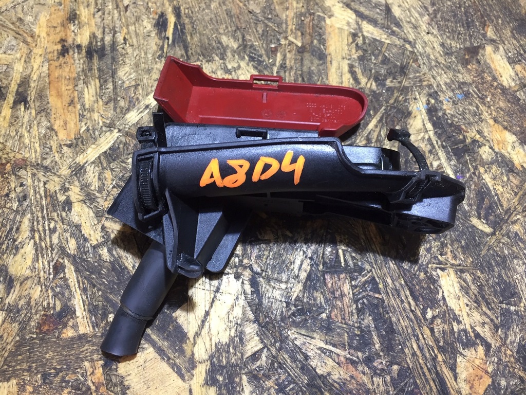 фото №1, Audi a8 d4 заглушка защита клеммы 4h0911075